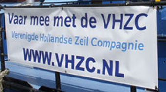 Historische zeilschepen op het water tijdens Delfsail 2009